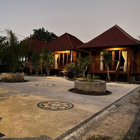 Mangrove Beach Hut Lembongan Exterior photo