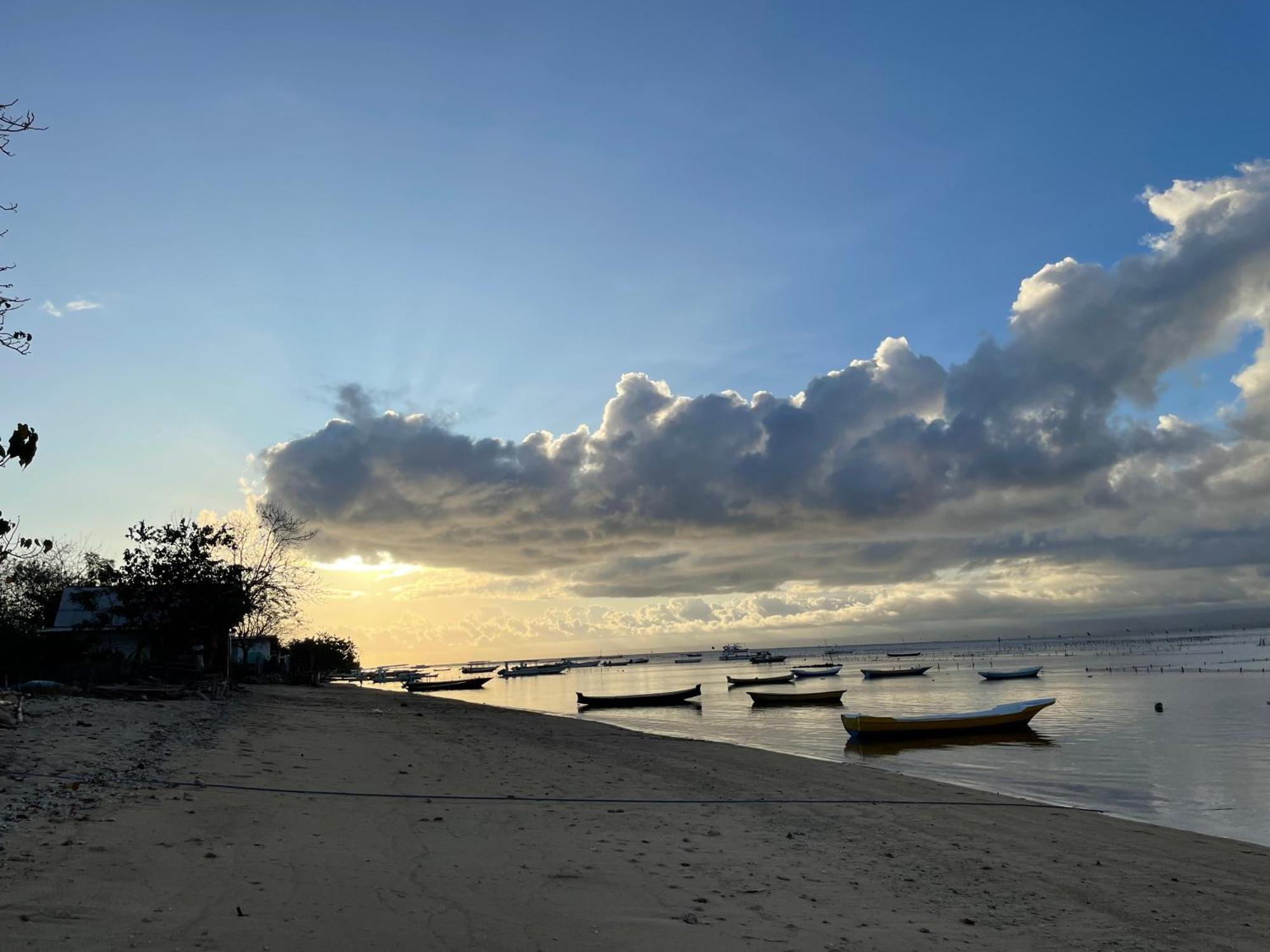 Mangrove Beach Hut Lembongan Exterior photo
